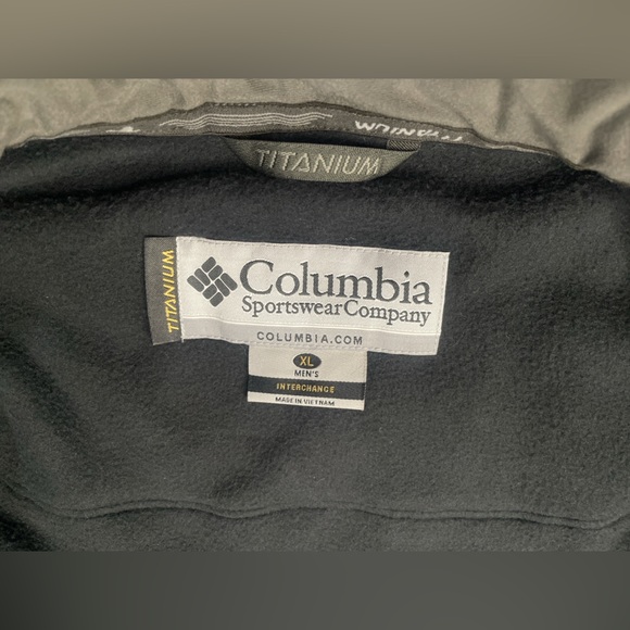 NWT Men's Columbia Black Fast Descent Fleece Full Zip Vest Size XL - Picture 7 of 8